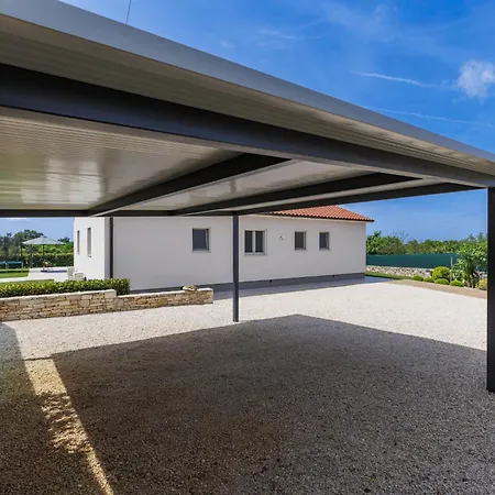 בית נופש Veli Vrt By Interhome Žminj