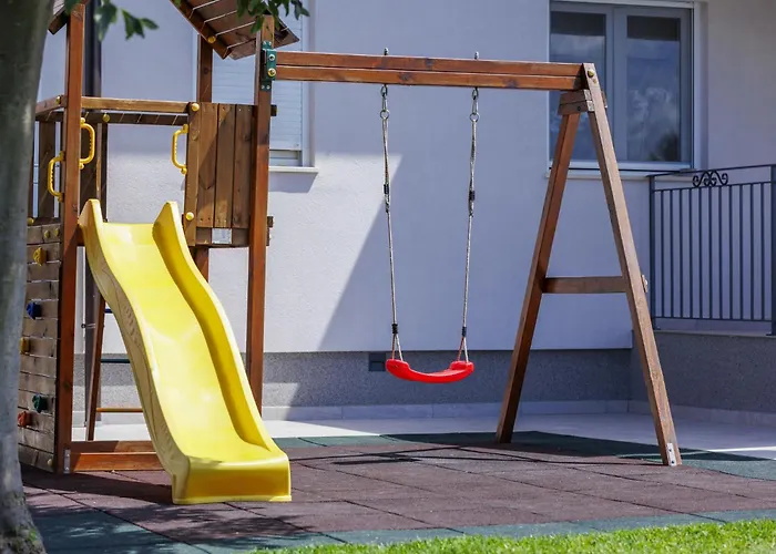 Veli Vrt By Interhome Zminj