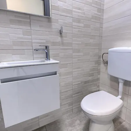Veli Vrt By Interhome * Žminj