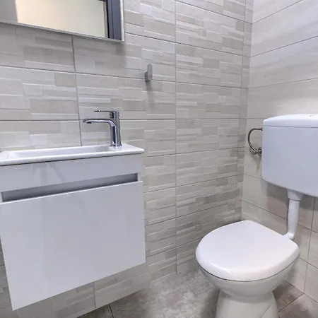 Veli Vrt By Interhome * Zminj