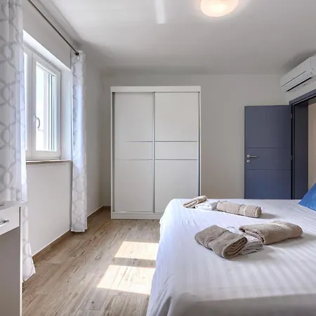 Veli Vrt By Interhome *