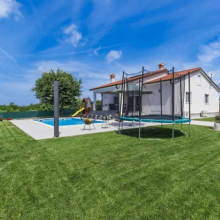 Veli Vrt By Interhome