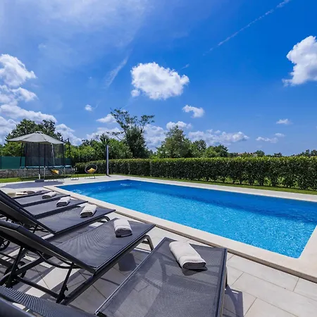 Veli Vrt By Interhome